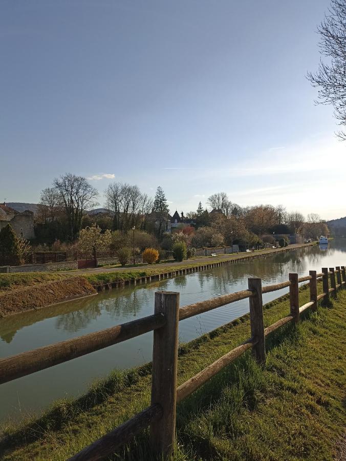 Gite Le 16, Sous Les Tremieres Fleurey-sur-Ouche Bagian luar foto